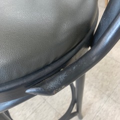 【ジモティー割引で最大15％OFF⭐️】カウンターチェア 黒の画像