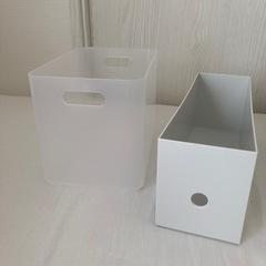 無印　ダイソー　収納ケース３点の画像