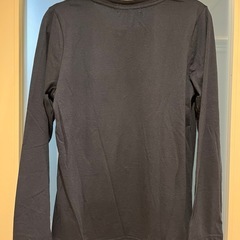 新品未使用　タグ付き　カットソー　長袖　Tシャツ　Lサイズ　ネイビー　トップスの画像