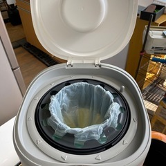 強力密閉抗菌オムツポットの画像