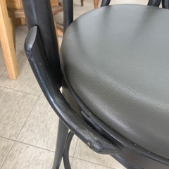 【ジモティー割引で最大15％OFF⭐️】カウンターチェア 黒の画像