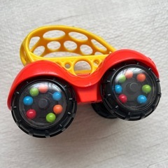 車のおもちゃの画像