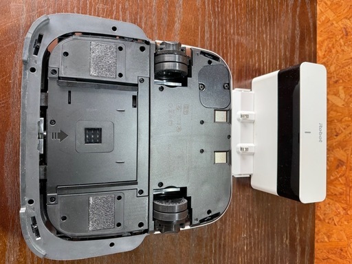 I1710   iRobot Braava jet m6 床拭きロボット　ロボット掃除機　
