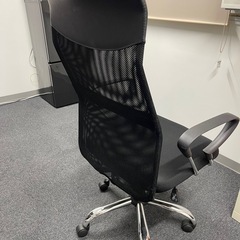 オフィス椅子の画像