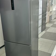 ★リユースのサカイ千葉中央店★ COMFEE 冷蔵庫 237L 25年製 動作確認／クリーニング済み TC4642の画像