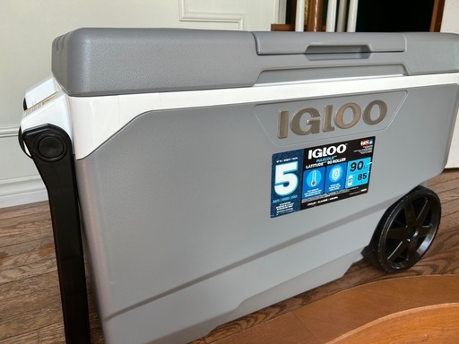 IGLOO MAXCOLD 90qt/85L キャスター付きクーラーボックス