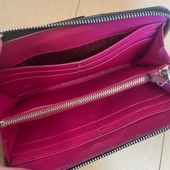 miumiu長財布の画像