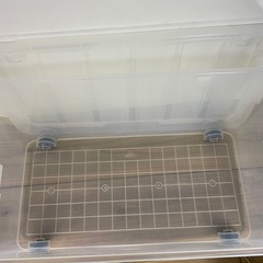 ＮＯ3【引き取り限定】アイリスオーヤマ 収納ボックス 衣装ケース ふた付き 大型 キャリー 頑丈 幅39×奥行74×高さ35cm ネイビー×クリアの画像