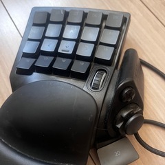 Razer Tartarus V2 左手キーボードの画像