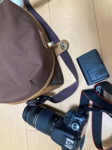 一眼　　　　EOS kiss X7