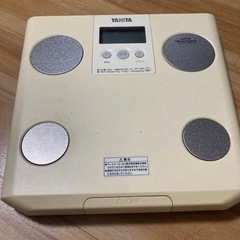 タニタ体重計の画像