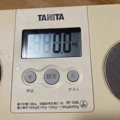 タニタ体重計の画像