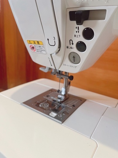 【美品】液晶画面ミシン JUKI HZL-G100