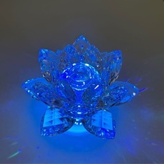 円形透明LEDライト台 複数色 セリア ダイソーの画像