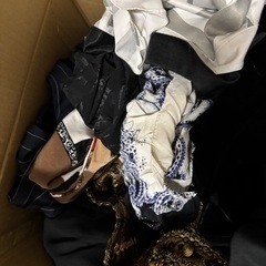 どれでも　一点250円　メンズ　レディース　叔父、叔母　の服　代理出品　秋　冬　イベント　コスプレ　パーティ　生地　端切れ　リメイク　などにもの画像