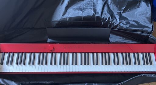 電子ピアノ CASIO Privia PX-S1000 2020年製 88鍵盤 レッド 付属品：譜面台、鍵盤カバー、バッグ、ダンパーペダル、ACアダプター、椅子