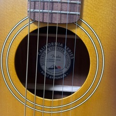 Fender みミニアコギの画像