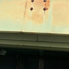 大型物置　ドア故障の画像