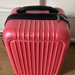 キャリーケース(20日までの価格)の画像