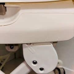 コンビ　ネムリラ　エッグショック　CE ハイローチェアの画像