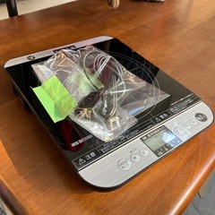 M2509-227 IRIS OHYAMA 卓上 IHコンロ 対面操作式 IHC-T61-B ブラック 2024年製 通電確認済み キズ汚れ有りの画像