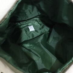 はらぺこあおむし　バックの画像