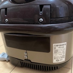 炊飯器の画像