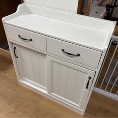 レトロモダン風カウンターの画像