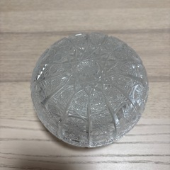 クリスタル（お菓子入れ）の画像