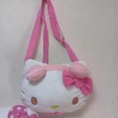 ハローキティ　ぬいぐるみ3個＆マカロンぬいぐるみの画像