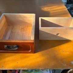 昭和レトロの茶箪笥の画像