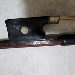 【SUGITO】バイオリン弓 4/4サイズ用（刻印あり）の画像