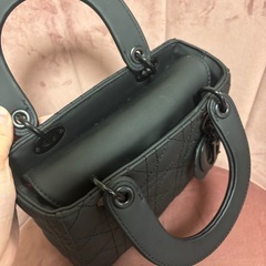 Dior ウルトラマットブラック　レディディオールミニの画像