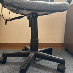 デスクチェア　椅子の画像