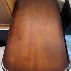 高級感のあるローテーブルの画像