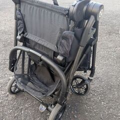 cybex サイベックス メリオカーボンの画像