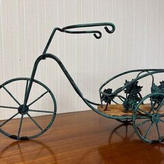 自転車のオブジェ　置物　の画像
