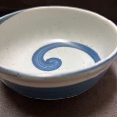 丼と小鉢セットの画像