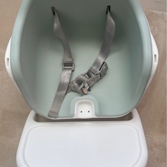 西松屋　高さ調整ブースターチェア　ベビーチェアの画像