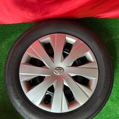 【溝アリ】15インチ 5J PCD100 4穴 YOKOHAMA ブルーアース 175/65R15 カローラフィールダー アクア ヴィッツ 等の画像