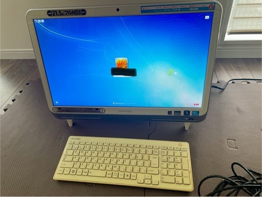 中古　TOSHIBA パソコン　デスクトップdynabook