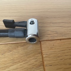 エアーインフレーターホース M6 33cmの画像