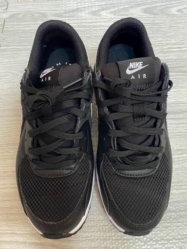 【22.5センチ】NIKEエアマックスエクシー