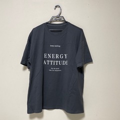 新品！DAZY スローガングラフィックドロップショルダーTシャツの画像