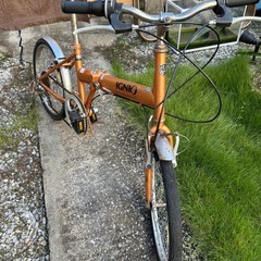 折りたたみ自転車の画像