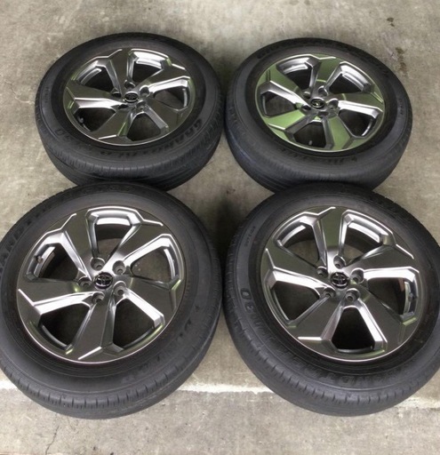 トヨタ　RAV4 Gグレード 純正ホイール 18インチ