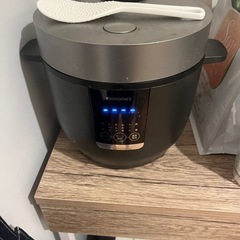 炊飯器　マイコン　マットブラックの画像
