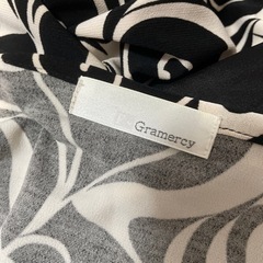 gramercy ブラック ラップワンピースの画像