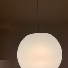 イケア　IKEA ライト　シーリングランプ　照明器具　インテリア　ファード　ランプ　シーリングライト　ホワイト　白　シンプルの画像
