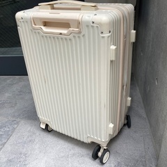 超軽量のスーツケース50.40.30の画像